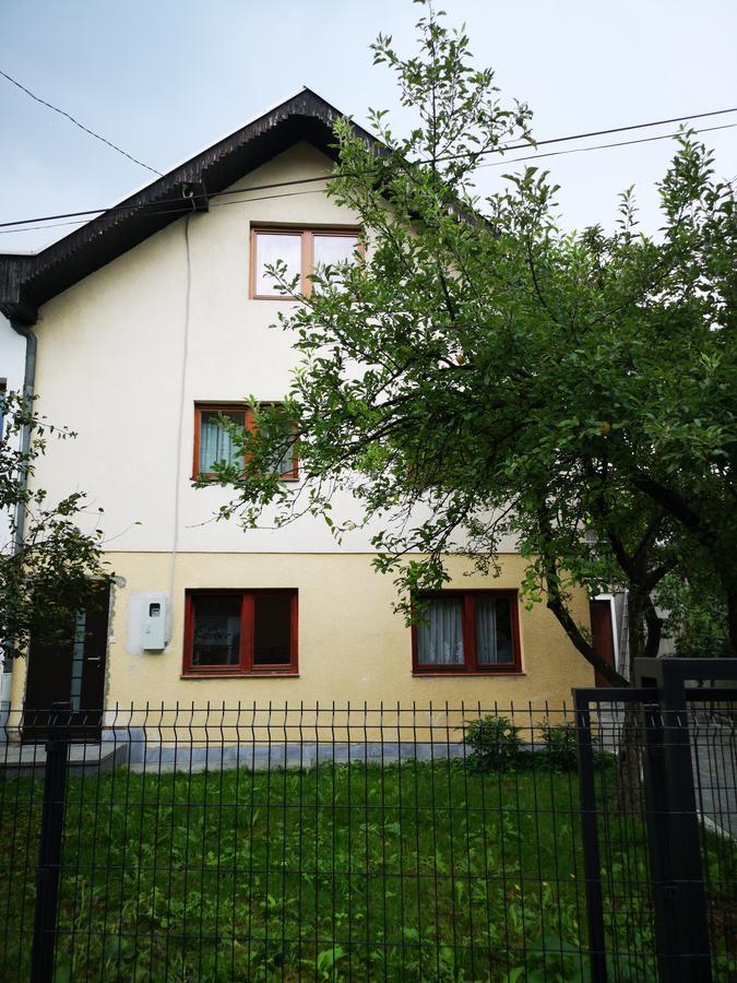 Family Apartment With Garden Sarajevo Exterior photo